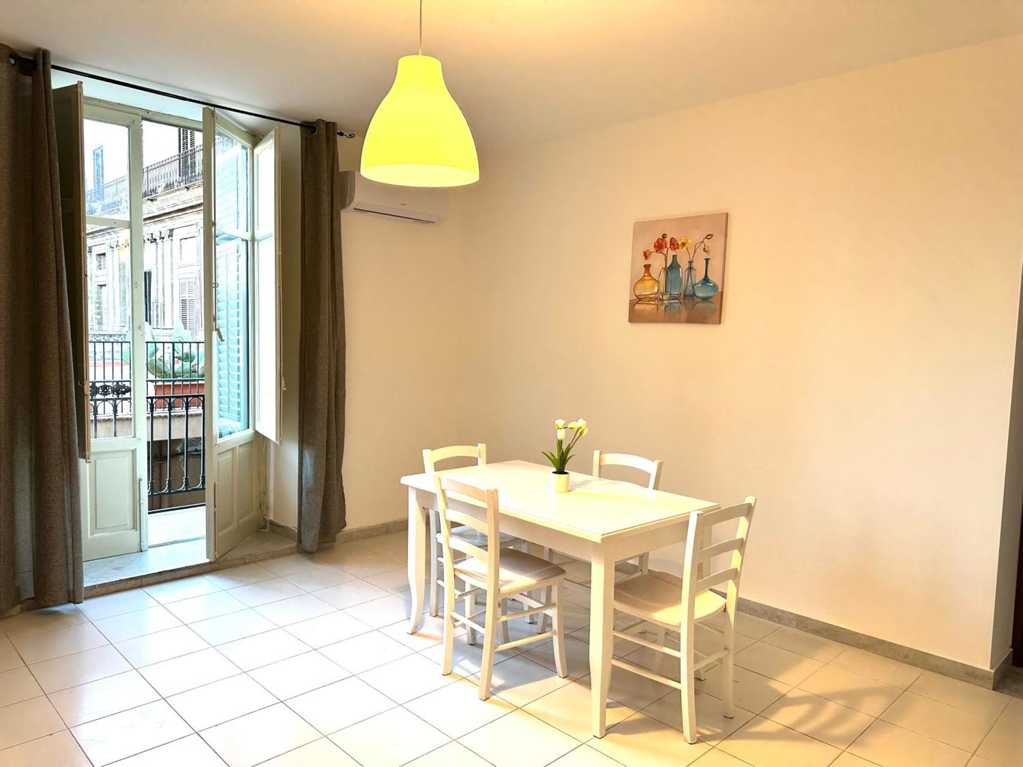A Un Passo Dal Massimo 2 Apartment Palermo Bagian luar foto